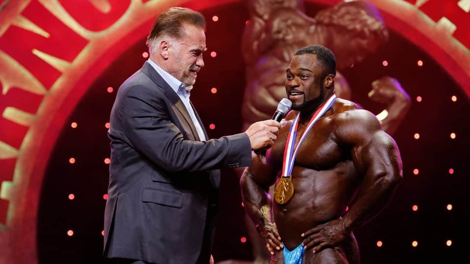 mr olympia 2019 Brandon Curry with arnold 